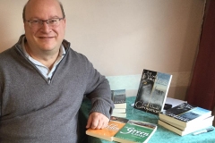 Leigh-Grossman-signing-12.15.18